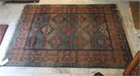 Machined modern style area rug 62” x 90”