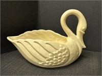 Vtg Pottery Swan planter