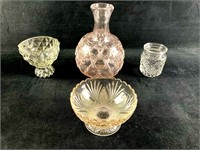 Set of (4) Assorted Glass Pieces