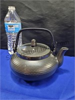 Tea Pot With Tea Screen