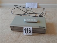 VHS & DVD Player - Emerson w/remote