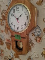 Quartz Oak Wall Clock, Rooster Tapestry,