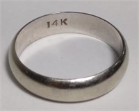 14K White Gold Wedding Band