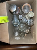 BOX OF DRY STORAGE JARS AND CONTAINERS, VARIOUS SI