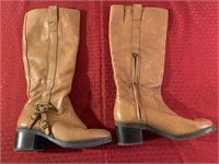 Ralph Lauren women’s Leather boots - size 7b