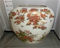 8" Chinese vase w/trees & birds