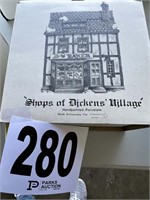 "Shops Of Dickens Village - Baker"(Garage)