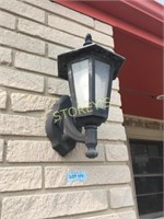 Outdoor Wall Light / Scone