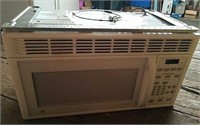 GE Under Cabinet Microwave