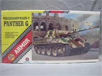 Vintage Panzerkampfwagen V Panther G Detailed Kit