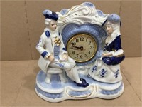 Vintage Martha Washington Quartz Mantel Clock