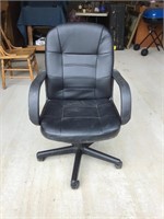 Office Chair with Arms on Casters Adjustable