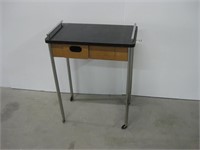 25"x 14"x 32" Laminate Top Table W/Drawers