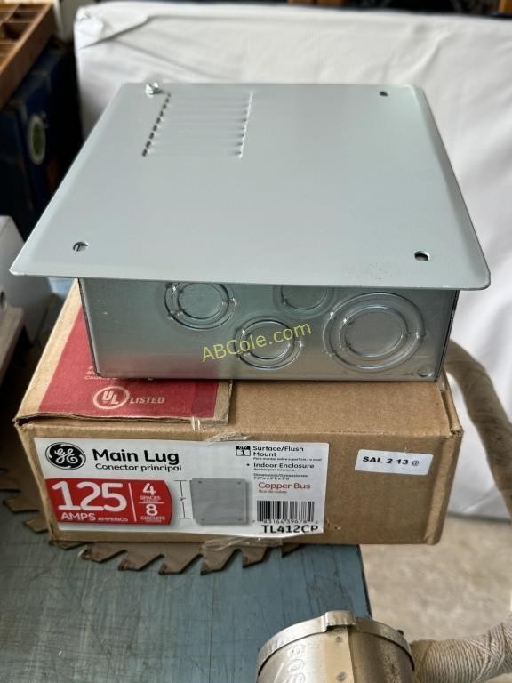 125 Amp fuse box- New in box