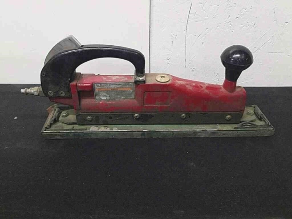 Central Pneumatic air straight line sander item