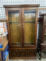 Vintage Gun Cabinet W/ Glass Door & Key Bottom  Do