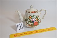 Vintage Teapot marked Sadler, England - small