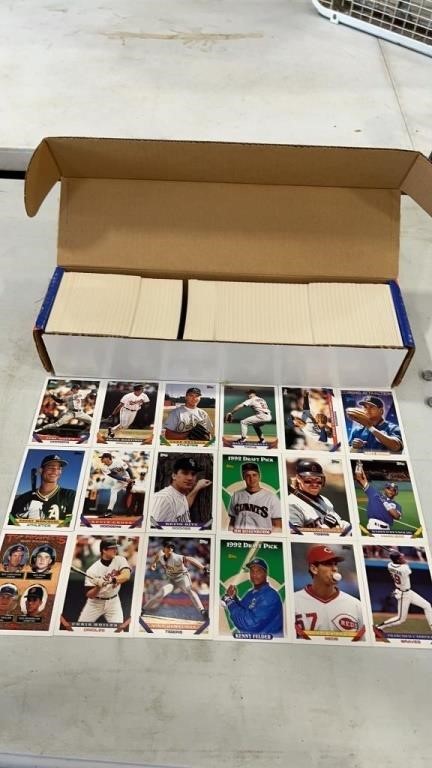 SPORTS CARD AND VINTAGE TOY AUCTION BASEBALL, FOOTBALL, MORE