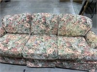 Sofa 1 leg missing other 2 are off it 86x39x27