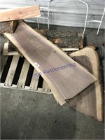 PALLET--SLABS OF WOOD