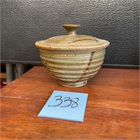 pottery bowl with lid