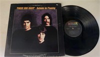 RECORD ALBUM-THREE DOG NIGHT