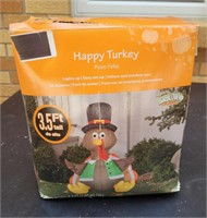 Inflatable turkey lawn decoration. 42ins. New in