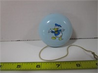 VINTAGE DONALD DUCK YO-YO