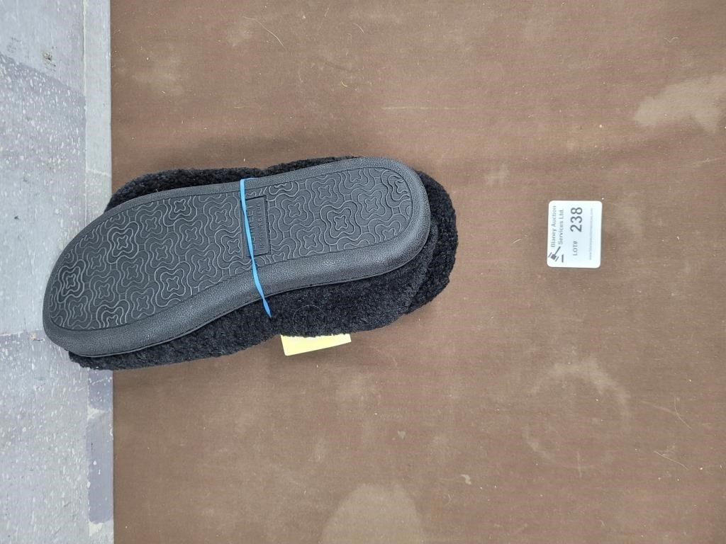 New slippers men's 10