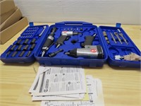 Campbell Hausfelb air tool kit.