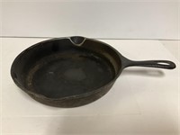 Wagner Ware 10" Cast Iron Fry Pan, Sidney