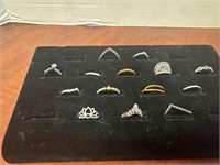 Assorted jewelry