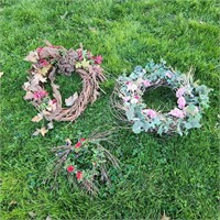 3 grapevine wreaths
