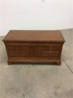 Phenomenal country cedar chest with 2 slides,