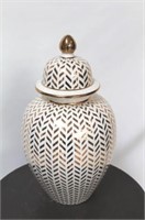 Chelsea House pottery ginger jar