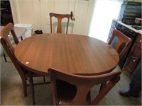 KITCHEN TABLE AND OAK T-BACK CHAIRS - BRING HELP