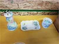 3 pieces antique porcelain