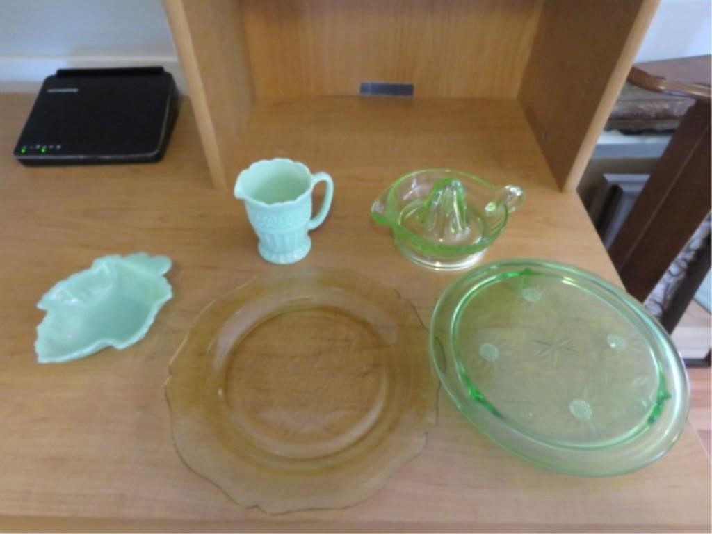 GROUP OF DEPRESSION PLATES, JUICER, PIONEER