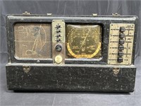 Vintage Zenith portable radio