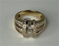 14k Gold Lady's Ring w/ over 3ct tw Diamonds