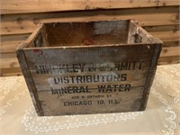 HINCKLEY & SCHMITT MINERAL WATER WOOD CRATE