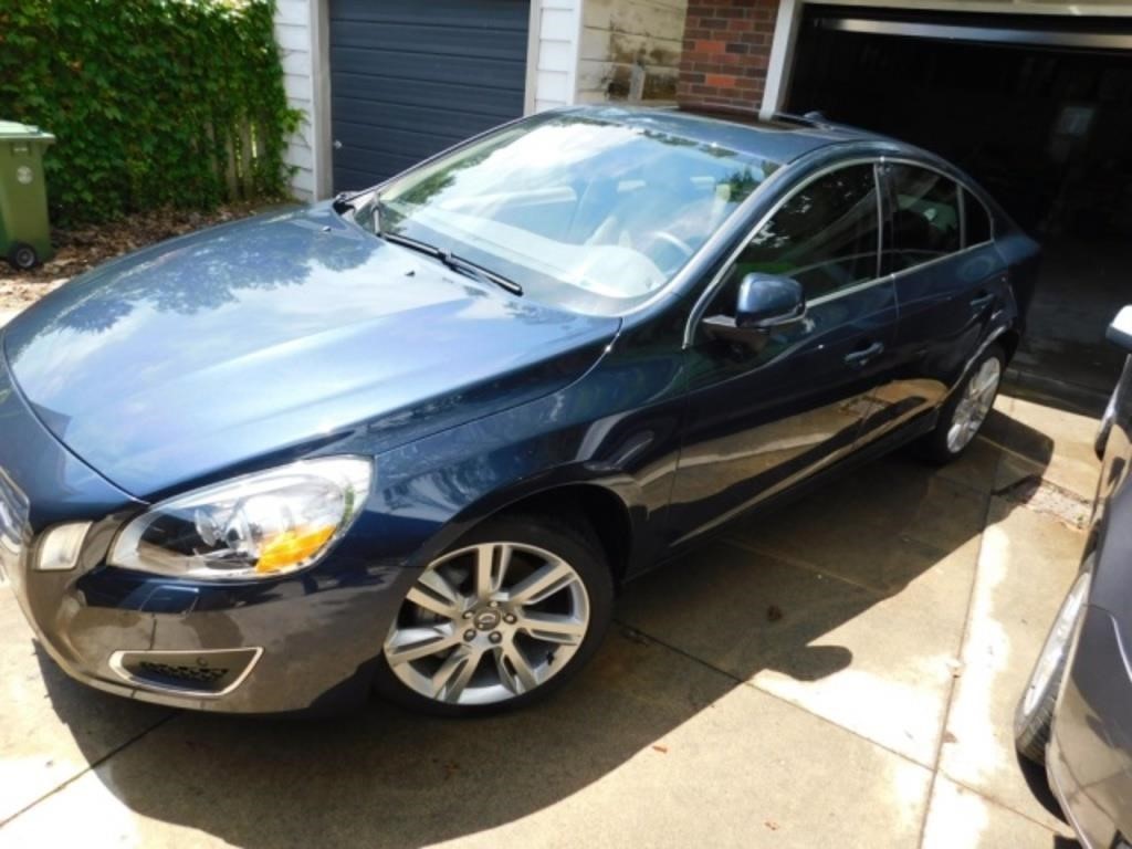 2013 Volvo 4 door S60 - 3,194 KM. (Garage Find)