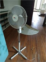 16" Floor Fan