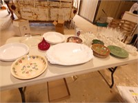 Kitchen Serving dishes and baking items