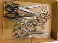 Lot of old scissors, 2 pr. Black handled