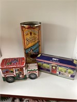 Vintage tins