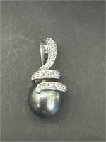 18K Diamond and Black Pearl Pendant