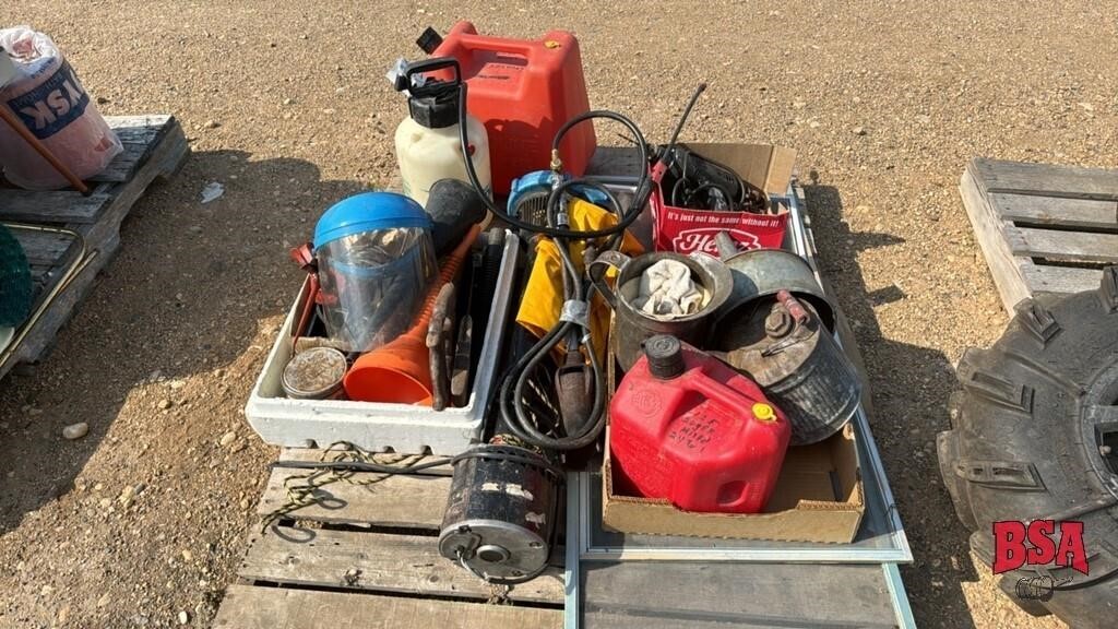 P/o Sump Pump, Gas Jugs & Pail, Chain, Screens,