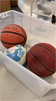 Basket and soccer balls(5)