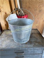 Galvanize feed bucket